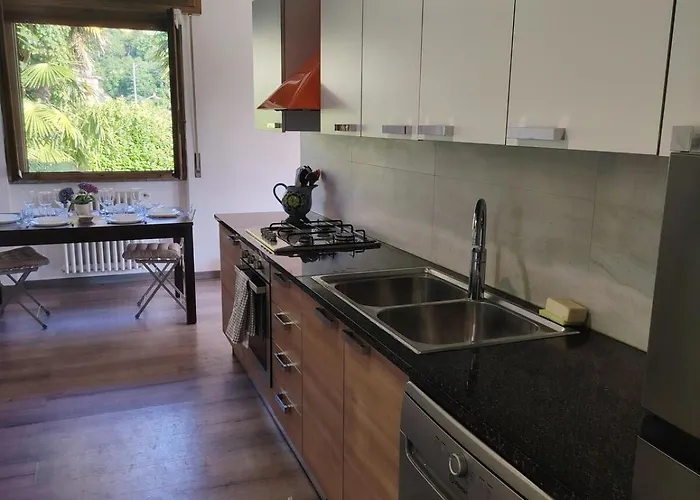 Bella * Porto Valtravaglia