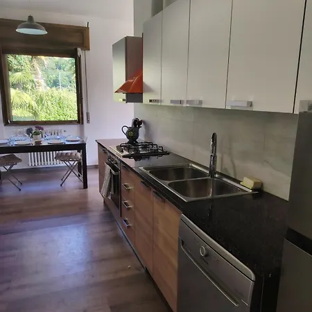 Bella * Porto Valtravaglia