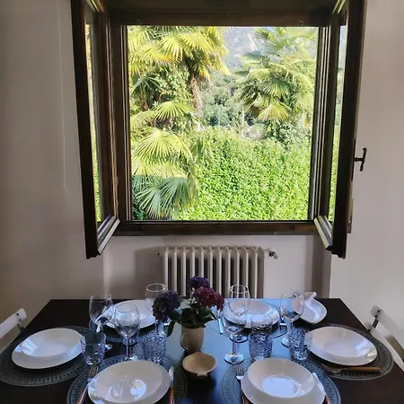 Bella Villa Porto Valtravaglia